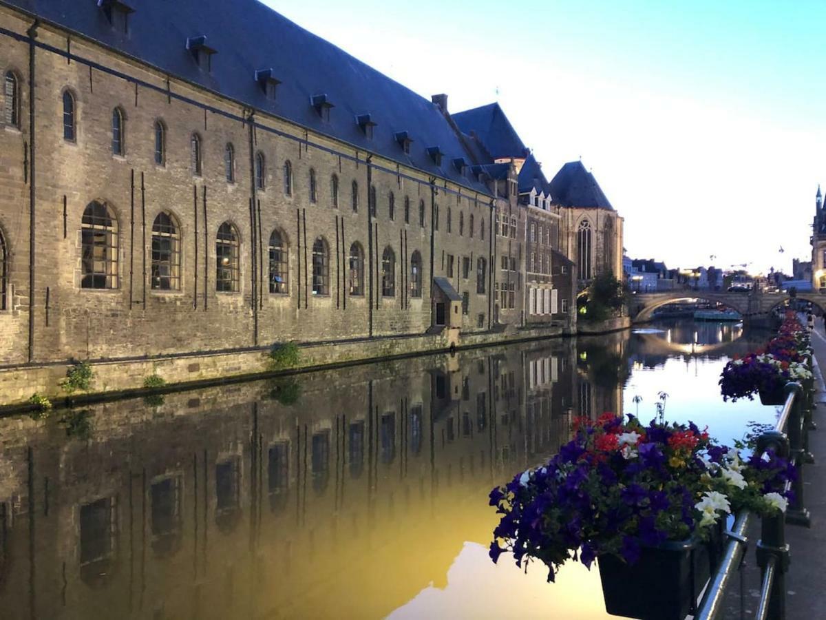 Studio Medieval City Center At River De Leie Γάνδη Εξωτερικό φωτογραφία